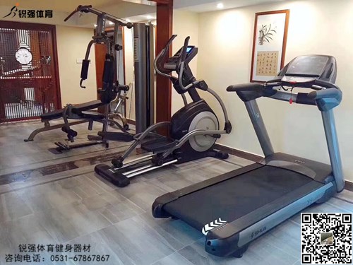 濟南某別墅小區建的私家健身房